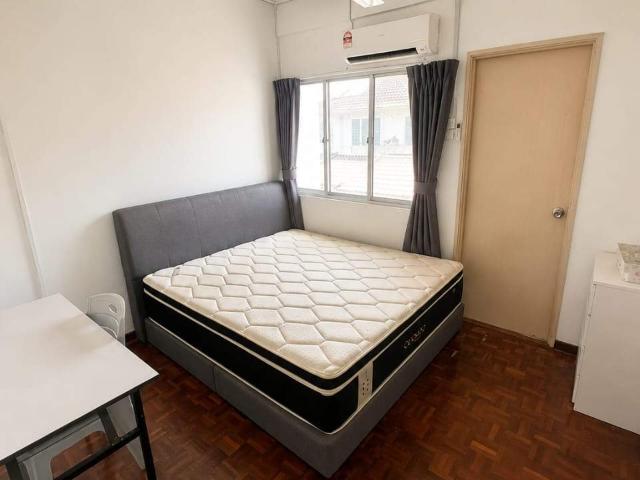 Room for rent in Petaling, Subang Jaya