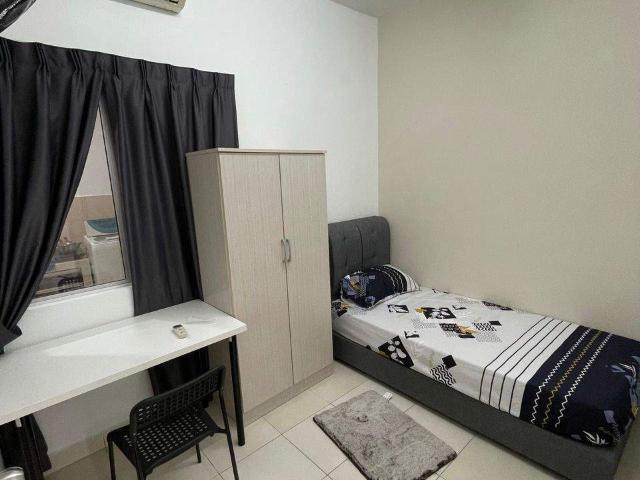 Room for rent in Petaling, Damansara Damai
