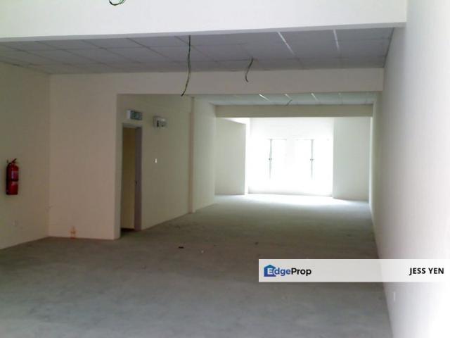 Shop for sale in Kajang, Langat