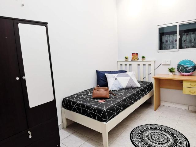 Room for rent in Petaling, Subang Jaya