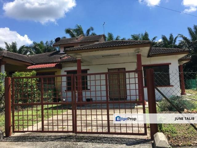 House for sale in Tangkak