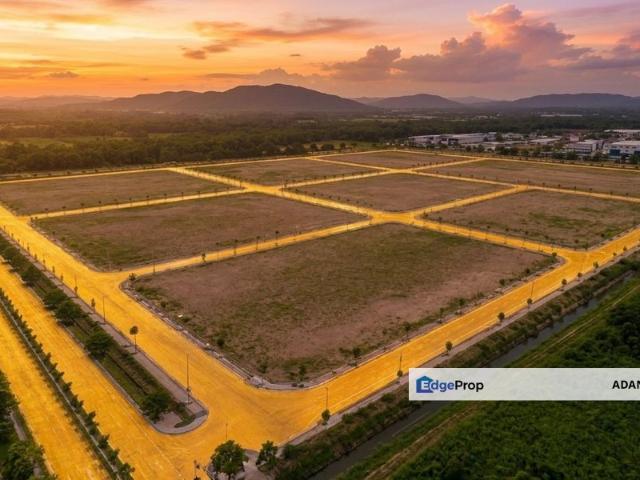 Warehouse for sale in Perak