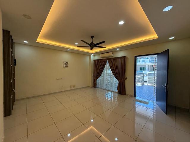 Terraced House for rent in Wellesley, Penang