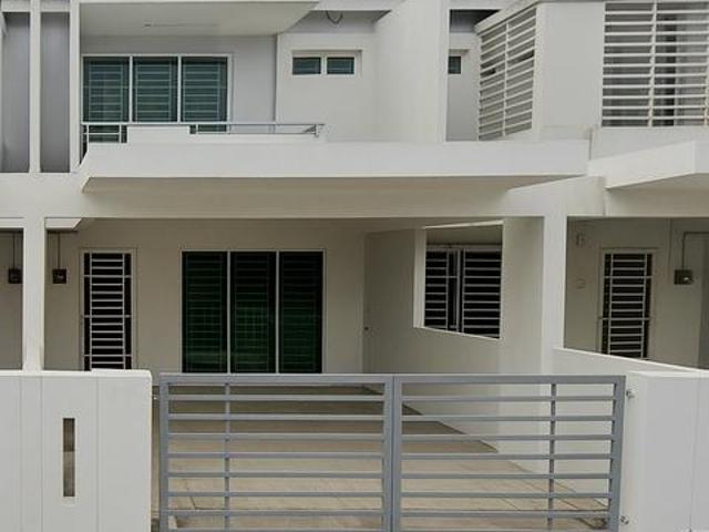 Terraced House for sale in Wellesley, Penang