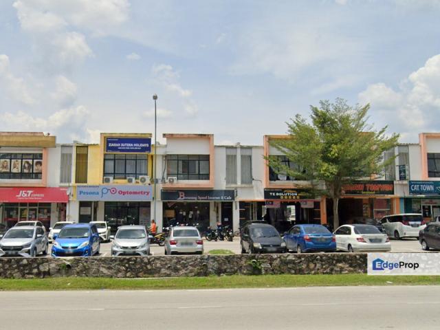 Shop for sale in Kajang, Langat
