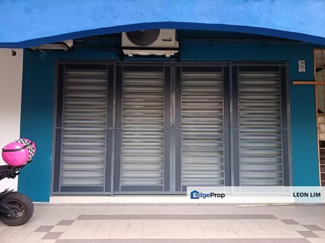 Shop for rent in Kajang, Langat