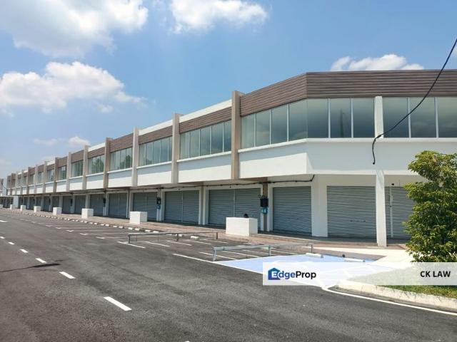 Shop for rent in Kajang, Langat