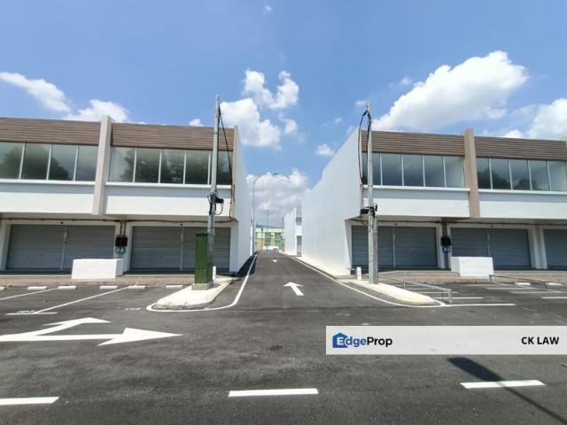 Shop for sale in Kajang, Langat