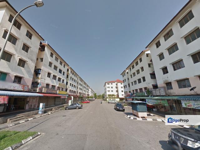 Shop for sale in Kajang, Langat