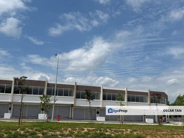 Shop for rent in Kajang, Langat