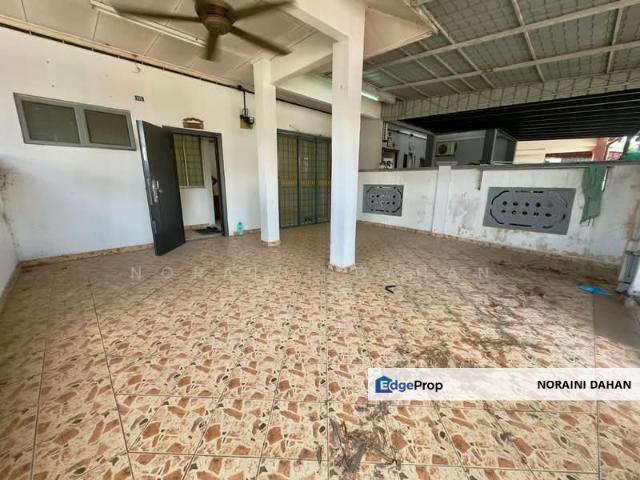 House for sale in Kajang, Langat