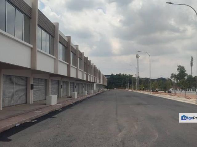 Shop for sale in Kajang, Langat