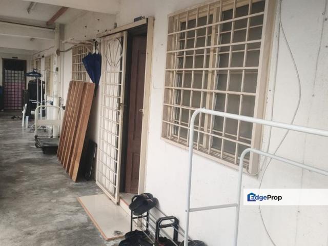 Flat for sale in Country Heights Damansara, Kuala Lumpur