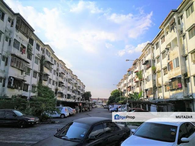Flat for sale in Kajang, Langat
