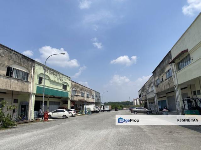 Warehouse for sale in Kajang, Langat
