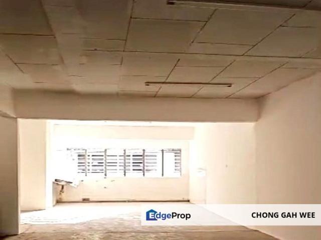 Shop for rent in Kajang, Langat