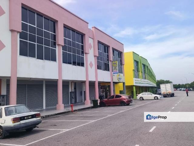 Shop for rent in Kajang, Langat