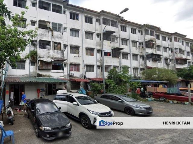 Flat for sale in Kajang, Langat
