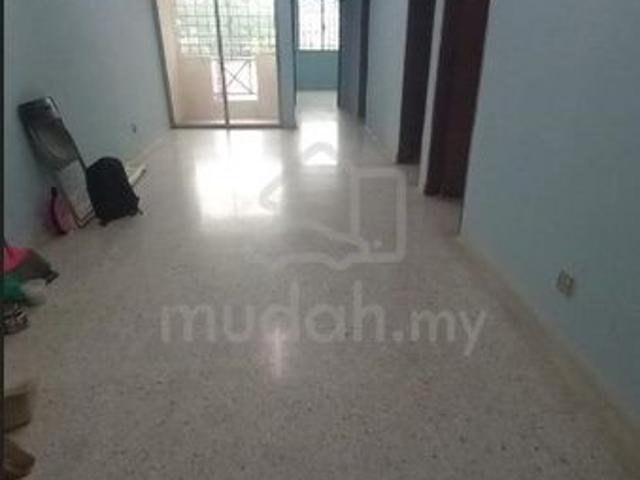 Flat for sale in Kajang, Langat
