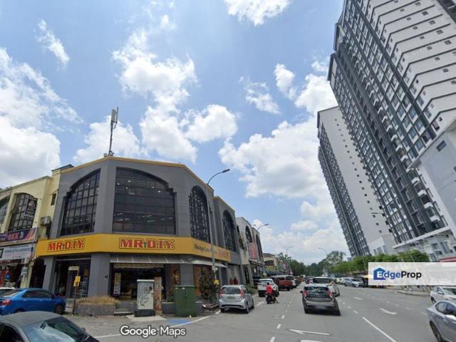 Shop for sale in Kajang, Langat