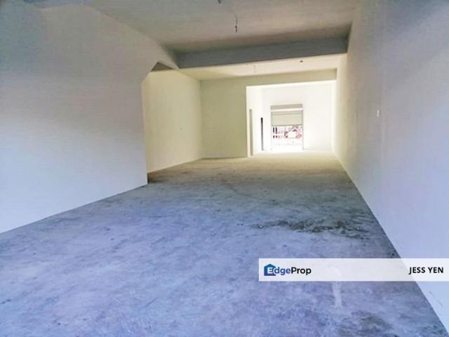 Shop for rent in Kajang, Langat