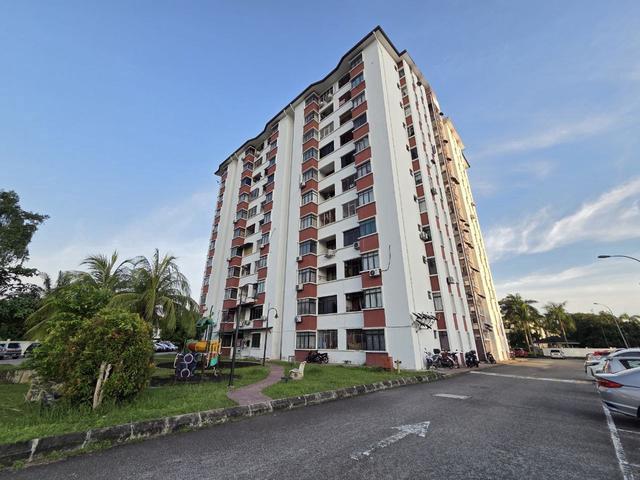 Apartment for sale in Kajang, Langat
