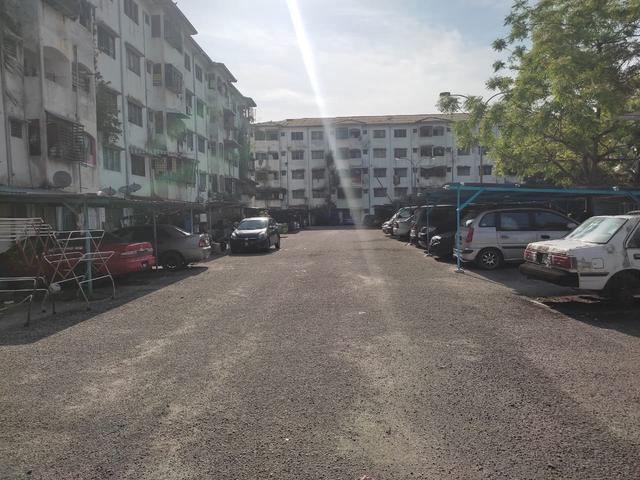 Flat for sale in Kajang, Langat
