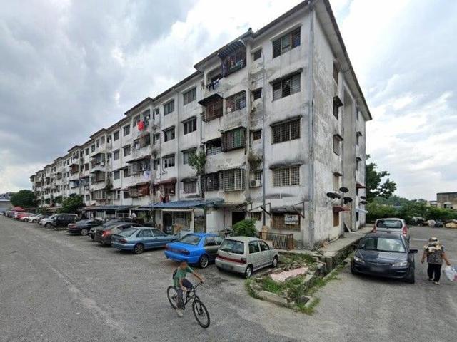 Flat for sale in Kajang, Langat