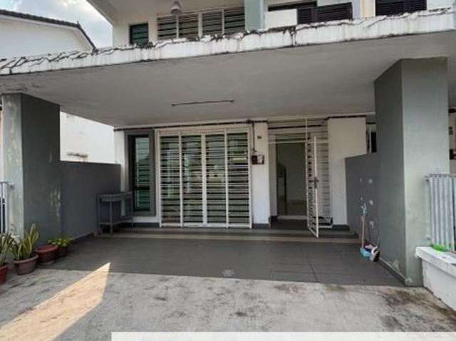 House for sale in Ulu Tiram, Johor