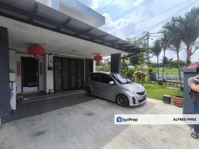 House for sale in Ulu Tiram, Johor