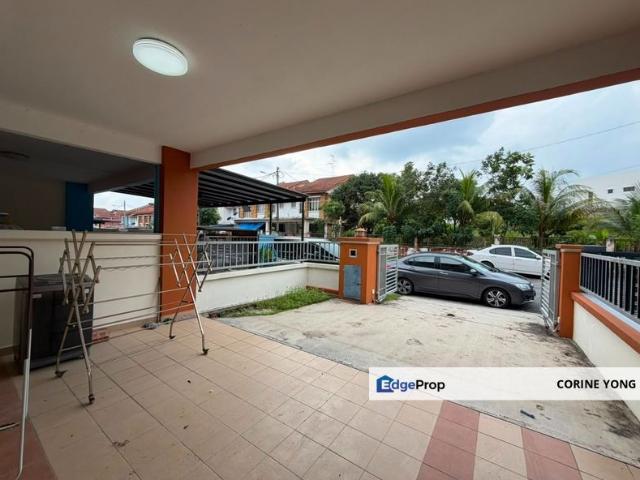 House for sale in Bandar Tiram, Ulu Tiram