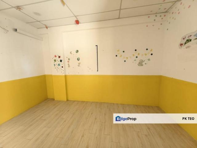 Shop for rent in Ulu Tiram, Johor