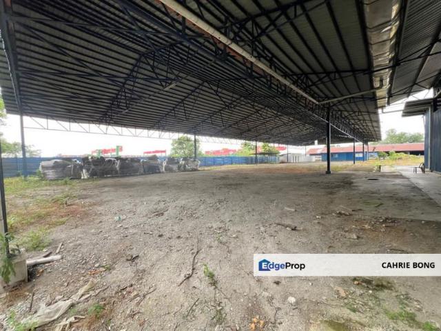 Shop for rent in Ulu Tiram, Johor