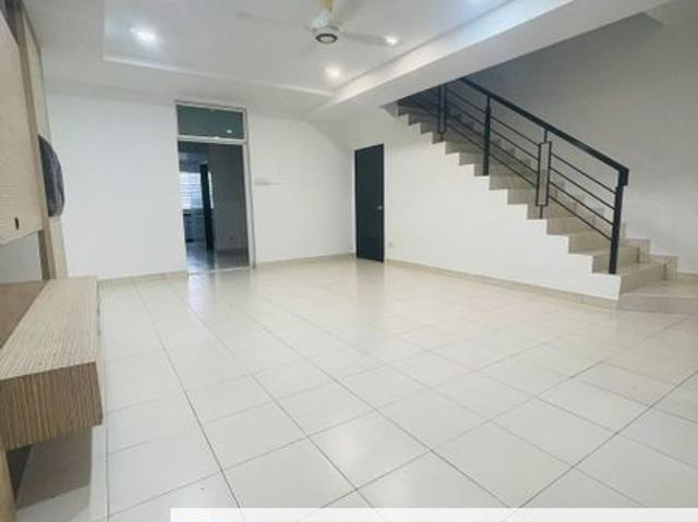 House for sale in Bandar Tiram, Ulu Tiram