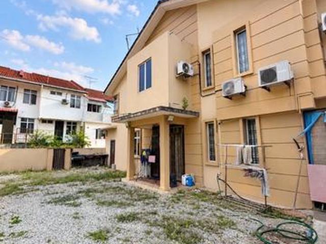 Terraced House for sale in Ulu Tiram, Johor