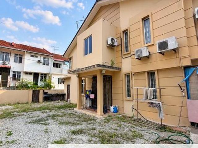 House for sale in Ulu Tiram, Johor