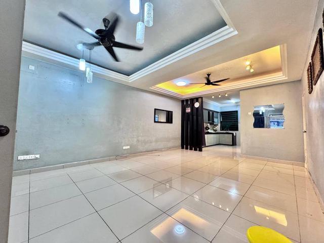 Terraced House for sale in Ulu Tiram, Johor
