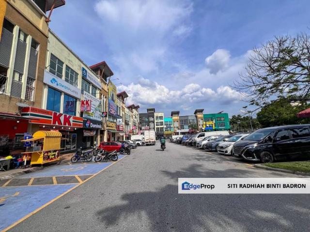 Shop for rent in Kajang, Langat