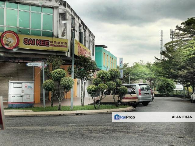 Shop for rent in Kajang, Langat