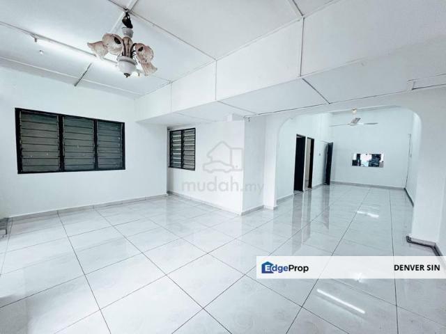 House for sale in Country Heights Damansara, Kuala Lumpur