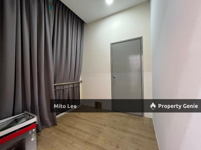 Office for rent in Bandar Uda Utama, Iskandar Puteri