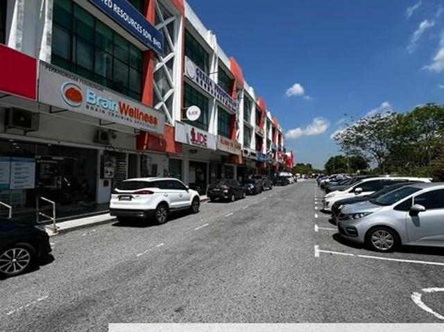 Shop for sale in Bandar Uda Utama, Iskandar Puteri
