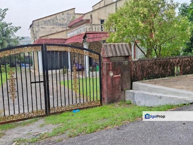 House for sale in Bandar Utama, Petaling Jaya