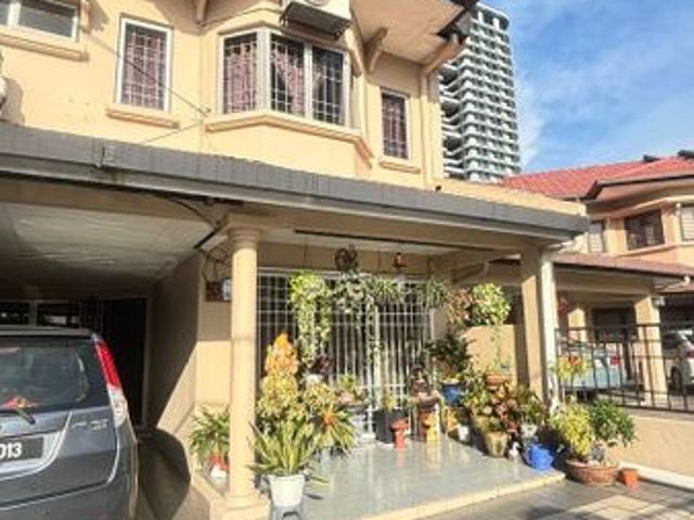 House for sale in Petaling, Damansara Damai