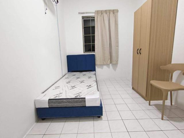 Room for rent in Petaling, Damansara Damai