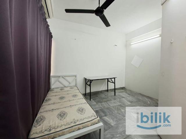 Room for rent in Petaling, Damansara Damai