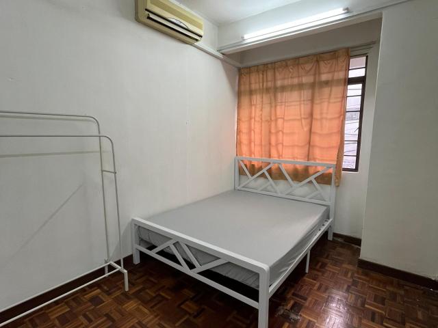 Room for rent in Petaling, Damansara Damai