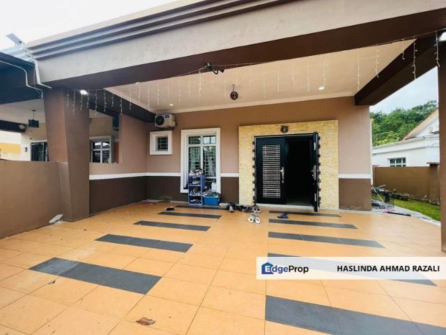 House for sale in Sendayan Village, Negeri Sembilan