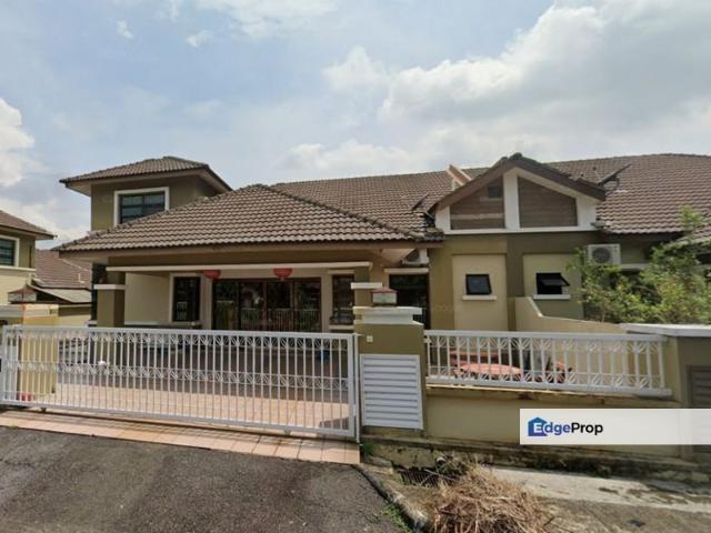 House for sale in Sendayan Village, Negeri Sembilan