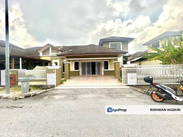 House for sale in Sendayan Village, Negeri Sembilan